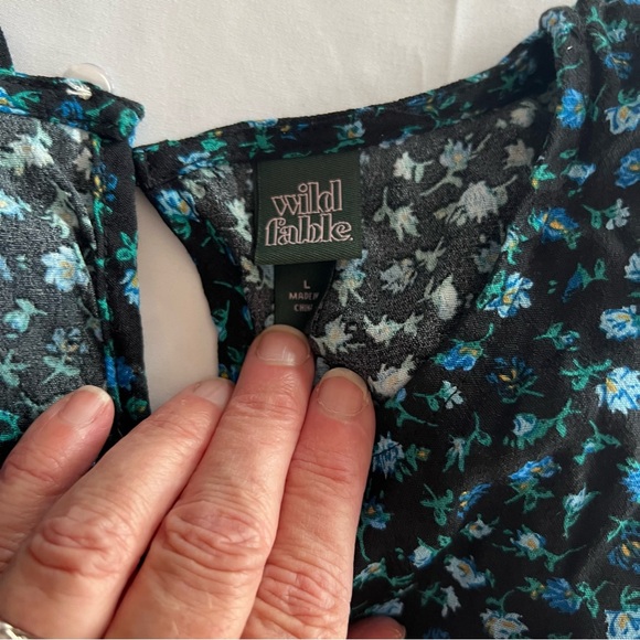 Wild Fable Women's Top Size L  Sleeve Blue  Floral crop Y2K BOHO - Picture 3 of 3